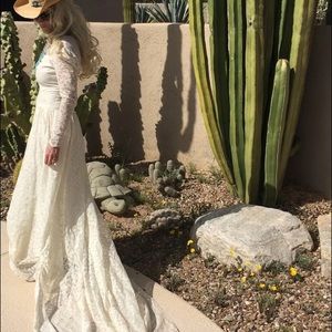 Western wedding dress